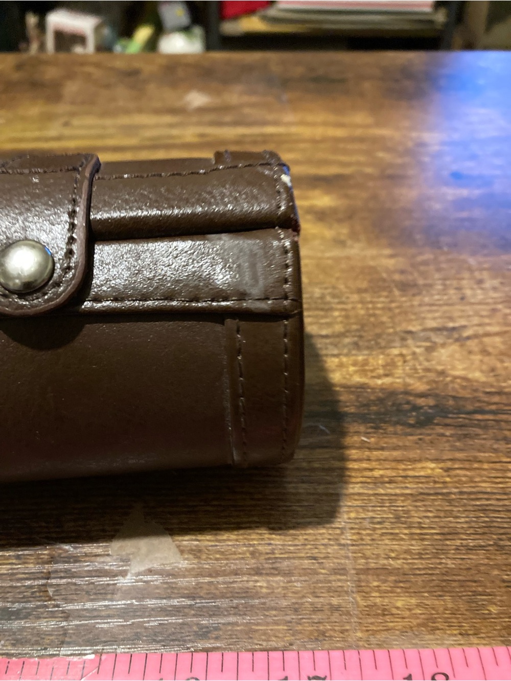 Danier genuine leather cylindrical jewelry case - Picture 4 of 14
